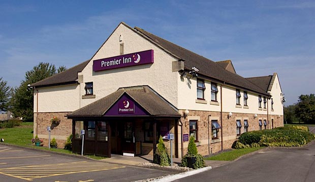 Exterior at Premier Inn Gloucester (Little Witcombe)